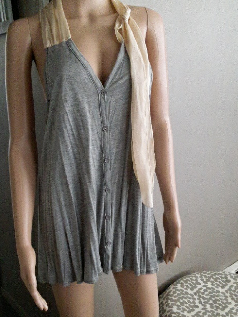 Robin K. Heather Gray Button-Front Top with Cream Side Necktie NWOT